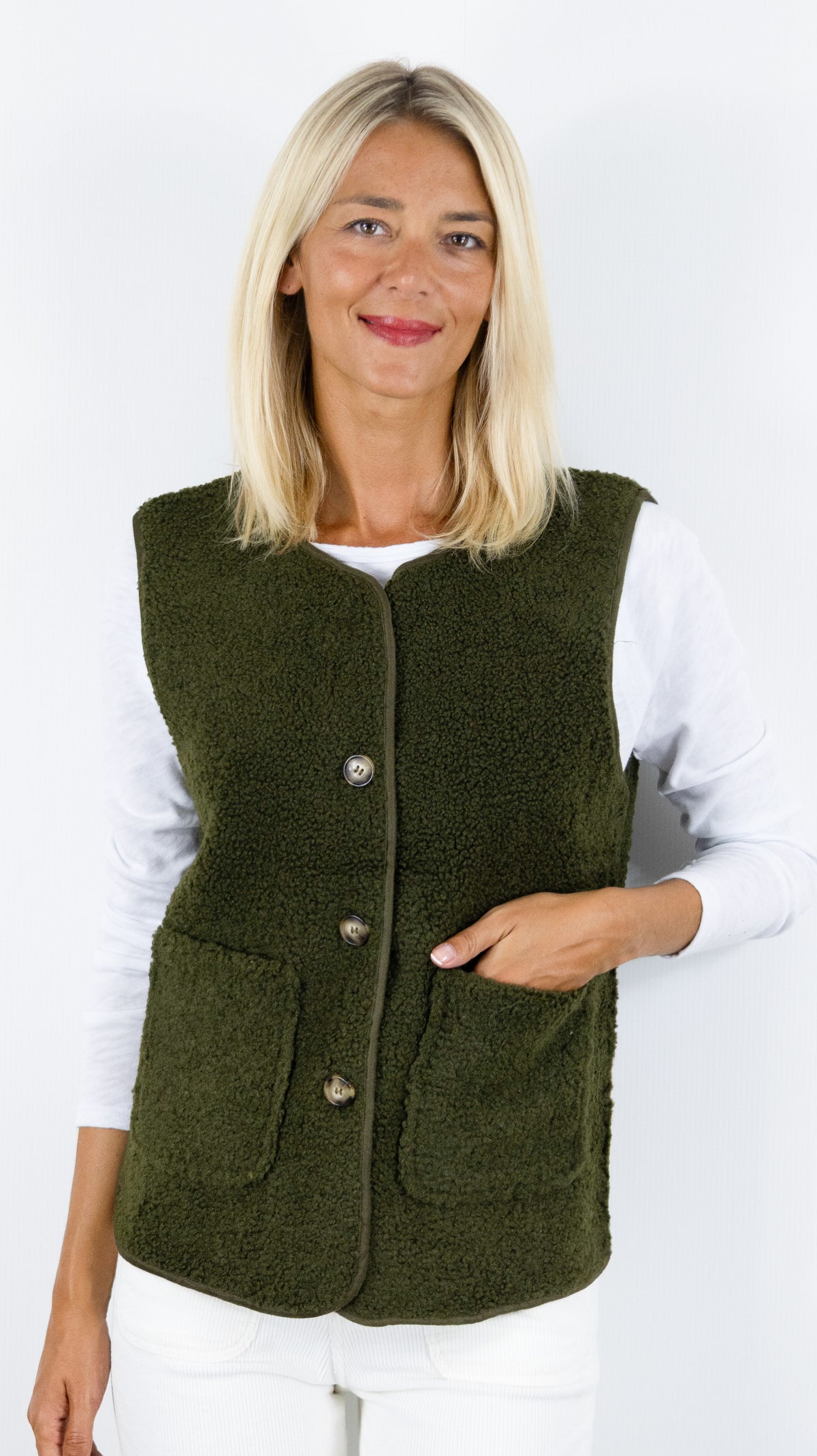 GILET SANS MANCHES MOUTON FEMME  IT HIPPIE M9-939#COLOR_KAKI