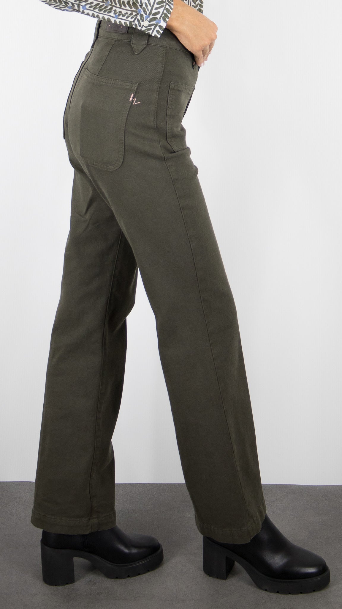 PANTALON FLARE POUR FEMME ARMY KAKI ISLOW TINA SOFT TWILL