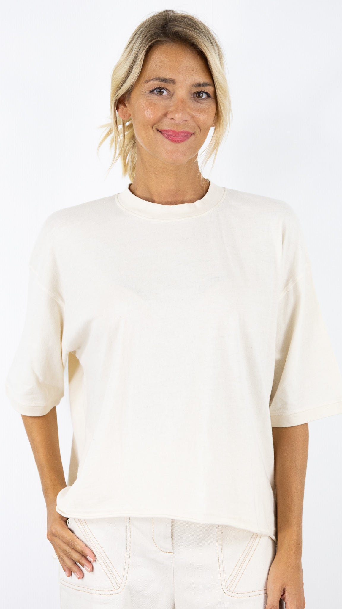 TEE-SHIRT ECRU AMPLE EN COTON POUR FEMME AMERICAN VINTAGE UDARK UDA02A