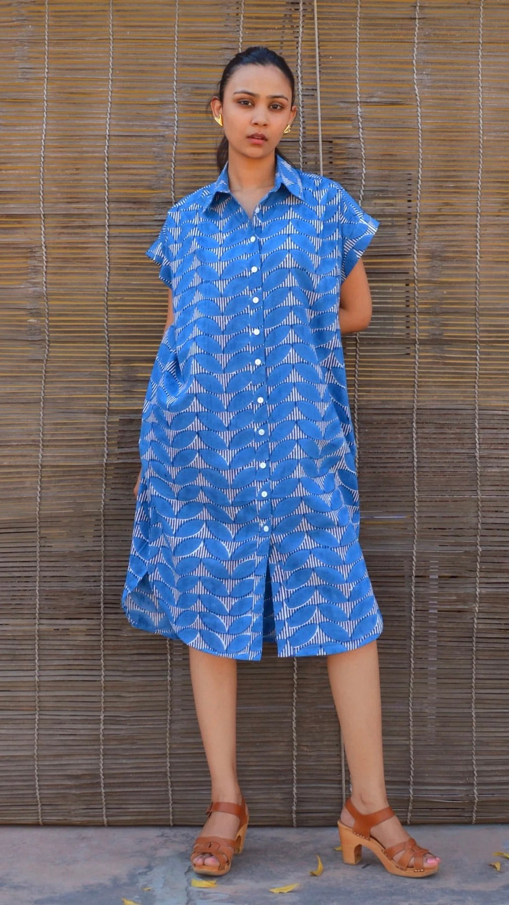 ROBE COL CHEMISE MANCHES COURTES IMPRIME EN COTON ZEN ETHIC VR6161#COLOR_BLUE