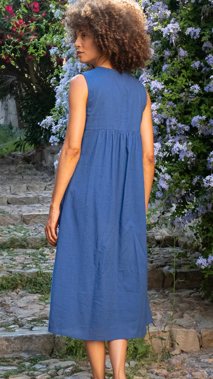 ROBE V SANS MANCHES EN COTON POUR FEMME ZEN ETHIC VR6404#COLOR_BLUE