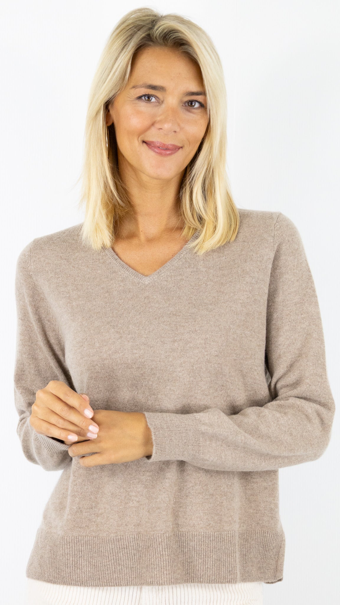 PULL COL V EN CACHEMIRE POUR FEMME#COLOR_1240/NOISETTE
