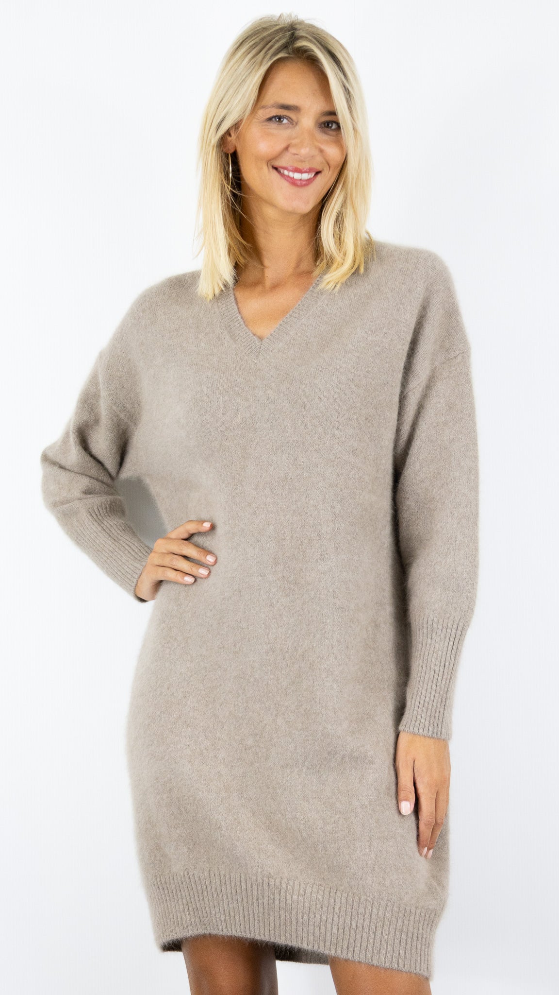 ROBE COL V EN RACCOON ESTHEME WES2411HR/1#color_23011/NOISETTE