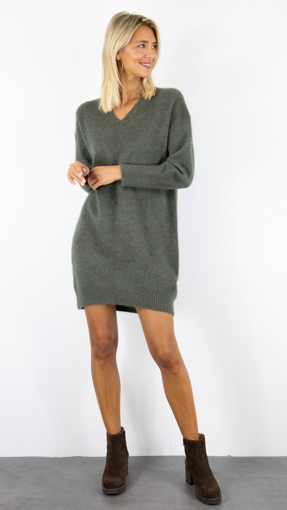 ROBE COL V EN RACCOON ESTHEME WES2411HR/1#color_2109/VEGETAL
