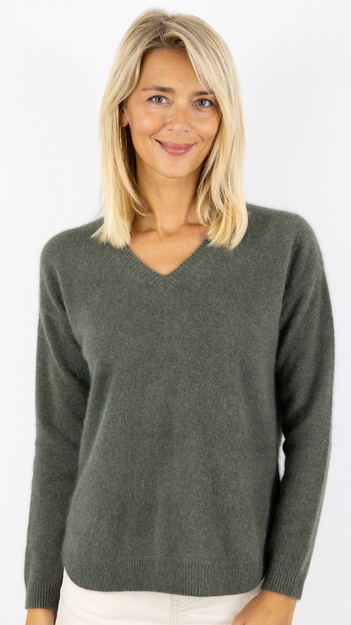 PULL COL V EN RACCOON ESTHEME WES2481HR/1#COLOR_2109/VEGETAL